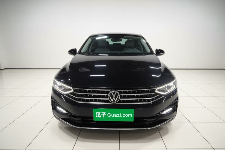 Used Volkswagen Magotan 2023 2 Million Units Limited Edition 330TSI DSG Leading Version Front