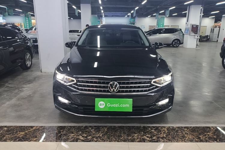 Used Volkswagen Magotan 2023 2 Million Units Limited Edition 330TSI DSG Leading Version Front