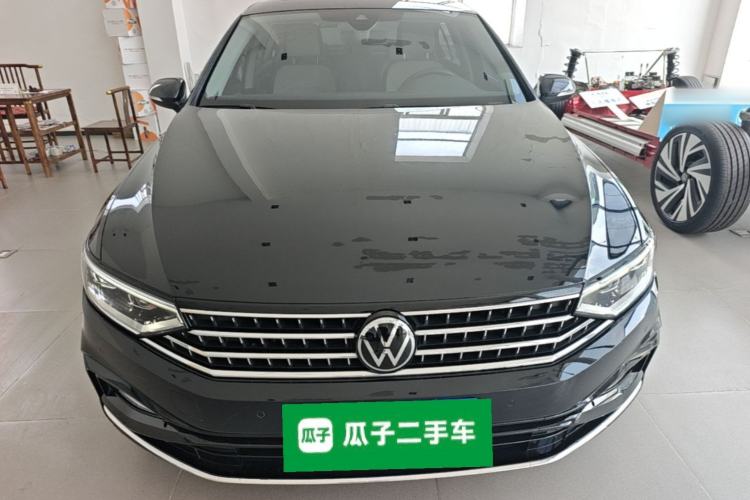 Used Volkswagen Magotan 2023 2 Million Units Commemorative Edition 330TSI DSG Luxury Version Front