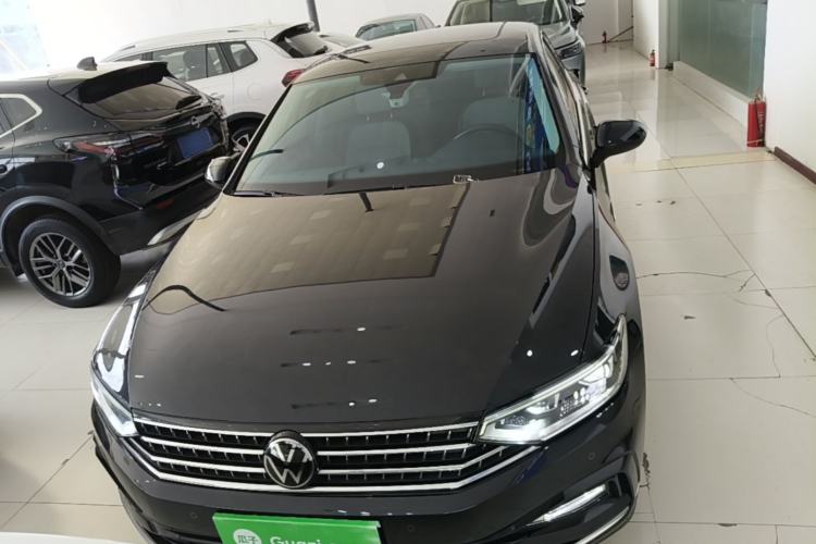 Used Volkswagen Magotan 2023 2 Million Units Commemorative Edition 330TSI DSG Luxury Version Front