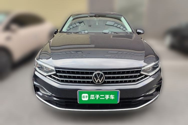 Used Volkswagen Magotan 2023 2 Million Units Commemorative Edition 330TSI DSG Luxury Version Front