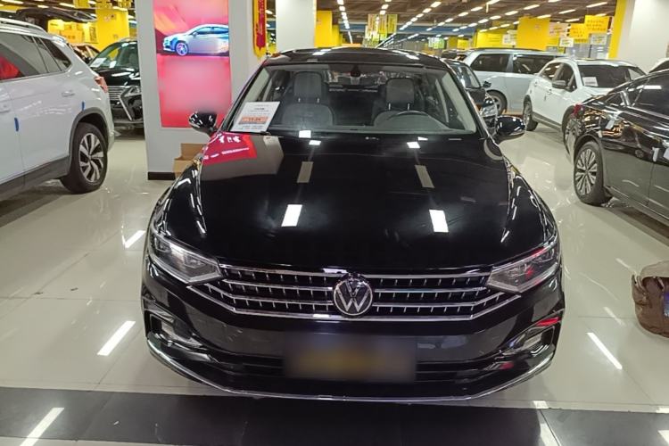 Used Volkswagen Magotan 2023 2 Million Units Limited Edition 280TSI DSG Leading Version Front