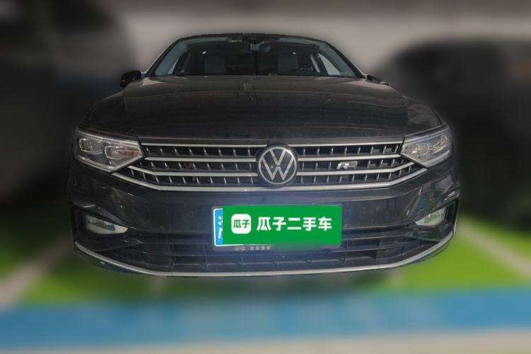 Used Volkswagen Magotan 2023 2 Million Units Commemorative Edition 330TSI DSG Luxury Version Front