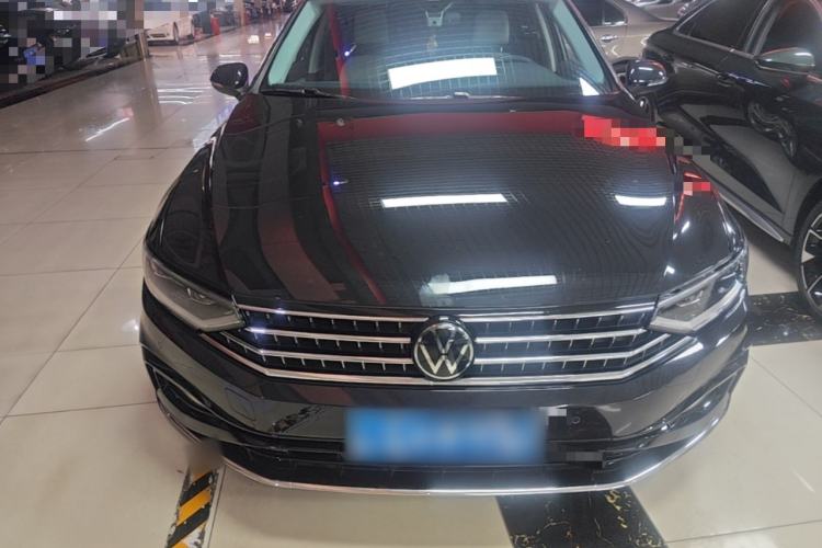 Used Volkswagen Magotan 2023 2 Million Units Commemorative Edition 330TSI DSG Luxury Version Front
