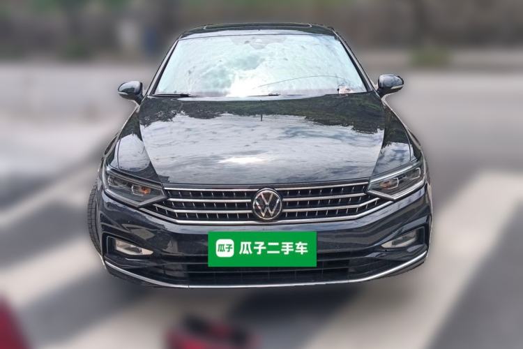 Used Volkswagen Magotan 2023 2 Million Units Commemorative Edition 330TSI DSG Luxury Version Front
