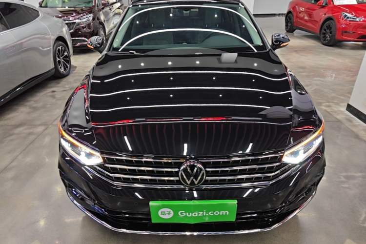 Used Volkswagen Magotan 2023 2 Million Units Limited Edition 330TSI DSG Leading Version Front