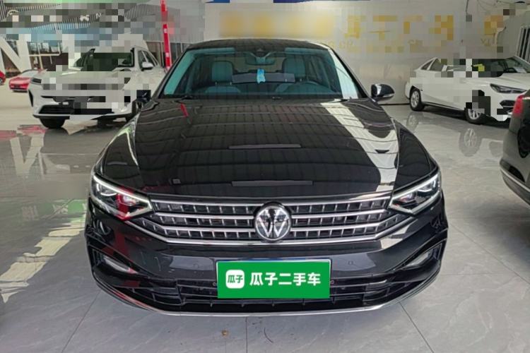 Used Volkswagen Magotan 2023 2 Million Units Commemorative Edition 330TSI DSG Luxury Version Front