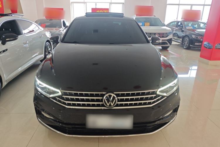 Used Volkswagen Magotan 2023 2 Million Units Limited Edition 330TSI DSG Leading Version Front