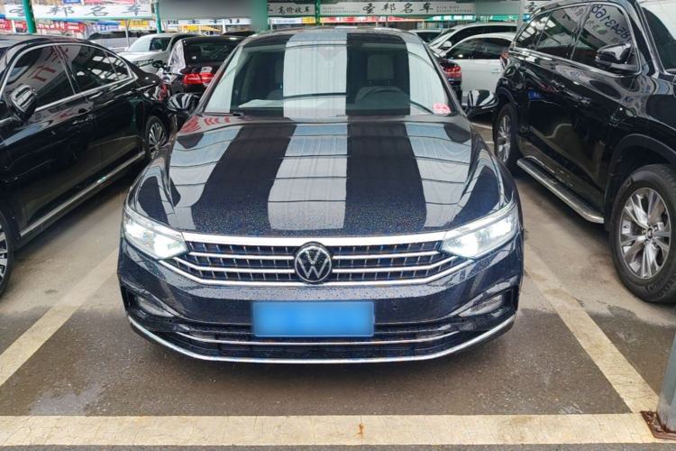Used Volkswagen Magotan 2023 2 Million Units Commemorative Edition 330TSI DSG Luxury Version Front