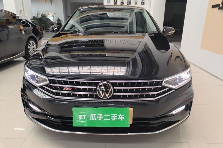 Used Volkswagen Magotan 2023 2 Million Units Commemorative Edition 330TSI DSG Luxury Version Front