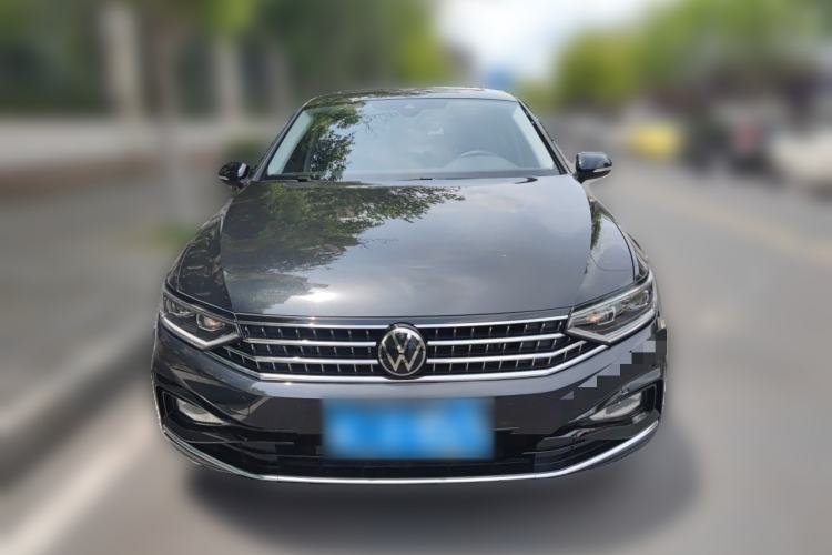 Used Volkswagen Magotan 2023 2 Million Units Commemorative Edition 330TSI DSG Luxury Version Front
