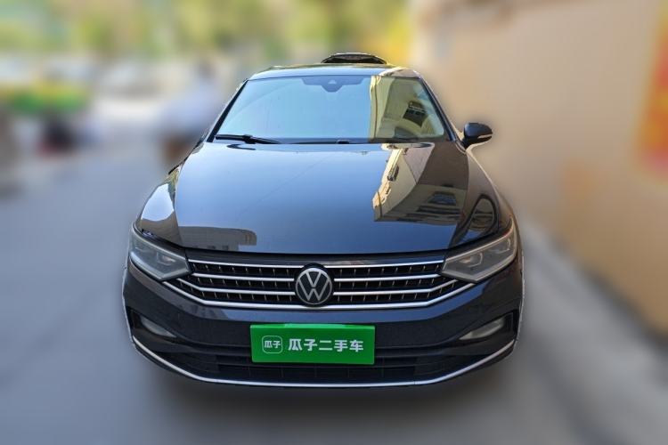 Used Volkswagen Magotan 2023 2 Million Units Commemorative Edition 330TSI DSG Luxury Version Front