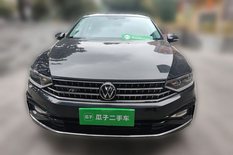 Used Volkswagen Magotan 2023 2 Million Units Limited Edition 330TSI DSG Leading Version Front