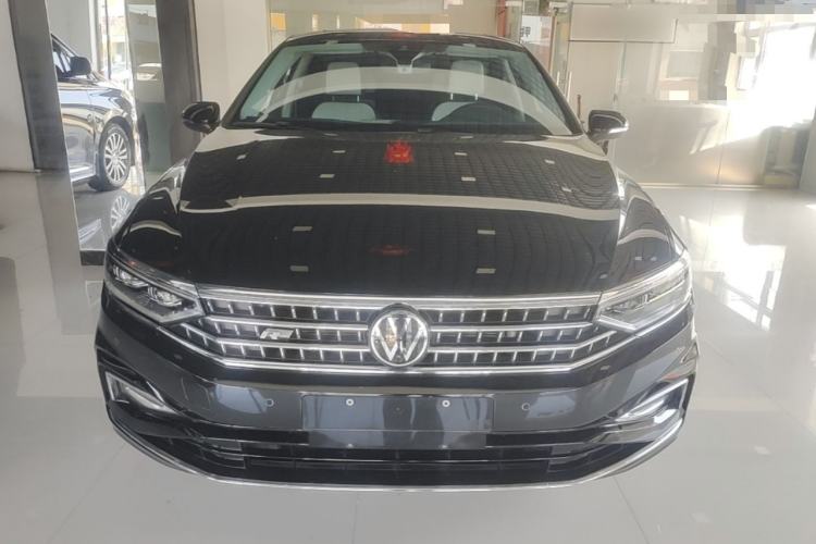Used Volkswagen Magotan 2023 2 Million Units Limited-Edition 380TSI DSG Flagship Version Front