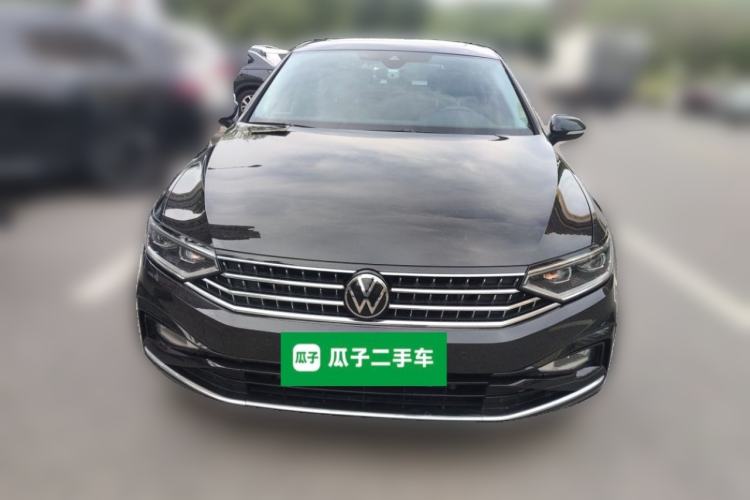 Used Volkswagen Magotan 2023 2 Million Units Commemorative Edition 330TSI DSG Luxury Version Front
