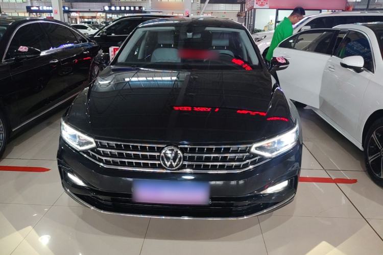 Used Volkswagen Magotan 2023 2 Million Units Limited Edition 330TSI DSG Leading Version Front