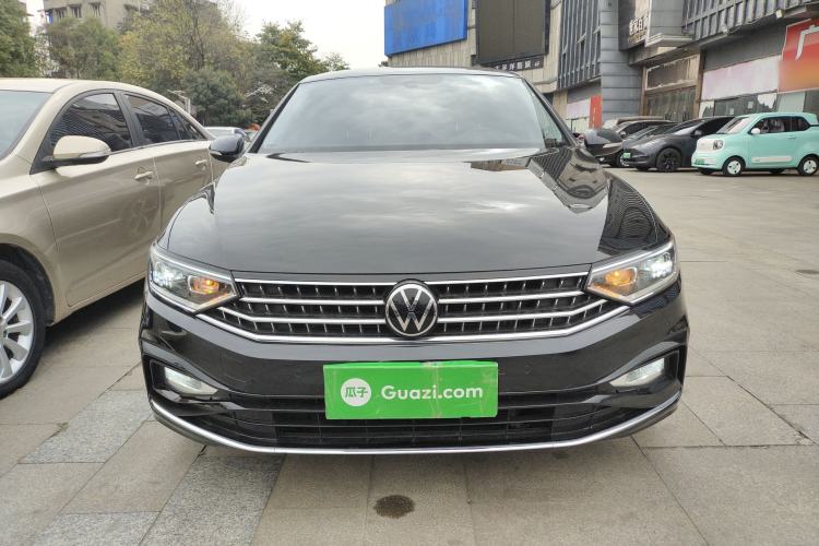 Used Volkswagen Magotan 2023 2 Million Units Limited Edition 330TSI DSG Leading Version Front