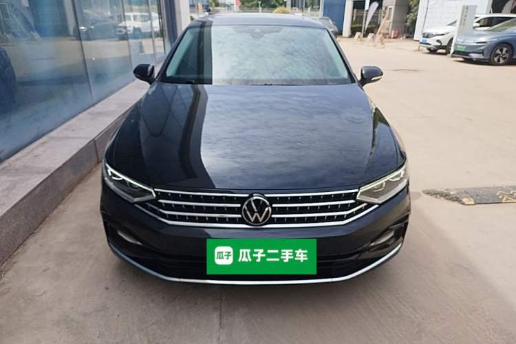 Used Volkswagen Magotan 2023 2 Million Units Commemorative Edition 330TSI DSG Luxury Version Front