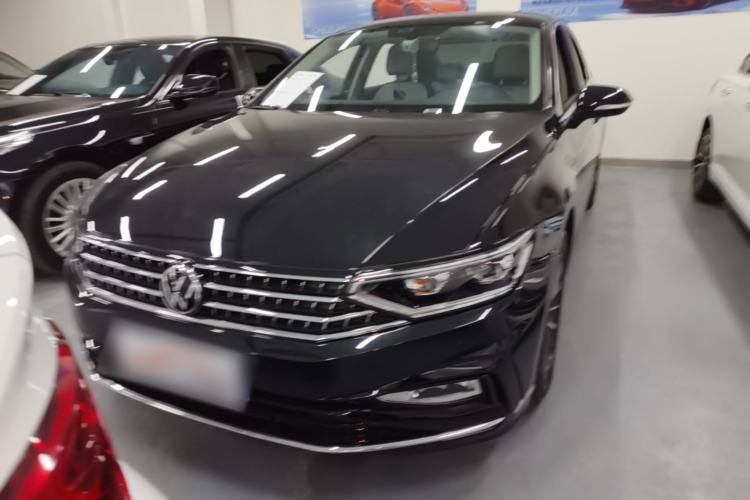 Used Volkswagen Magotan 2023 2 Million Units Limited Edition 330TSI DSG Leading Version Front