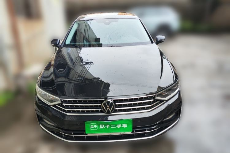 Used Volkswagen Magotan 2023 2 Million Units Commemorative Edition 330TSI DSG Luxury Version Front