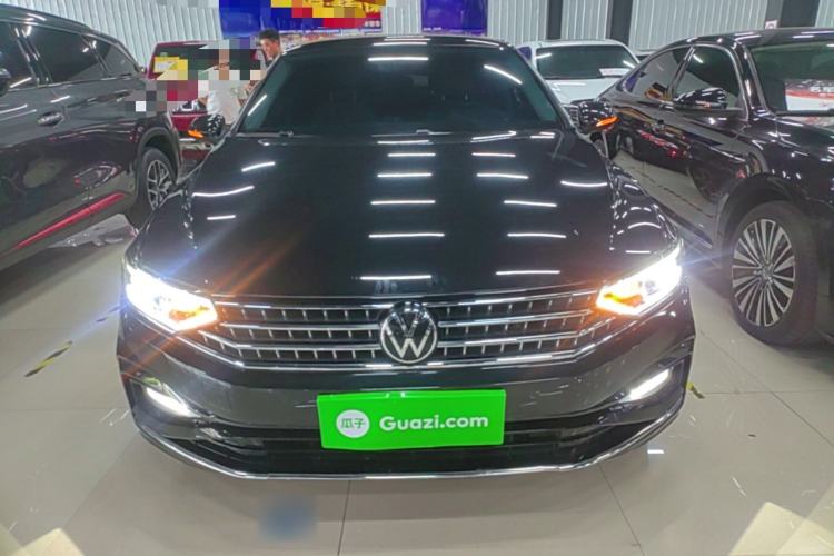 Used Volkswagen Magotan 2023 2 Million Units Limited Edition 330TSI DSG Leading Version Front