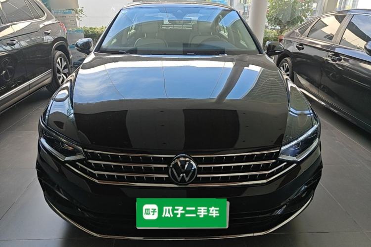 Used Volkswagen Magotan 2023 2 Million Units Limited Edition 330TSI DSG Leading Version Front