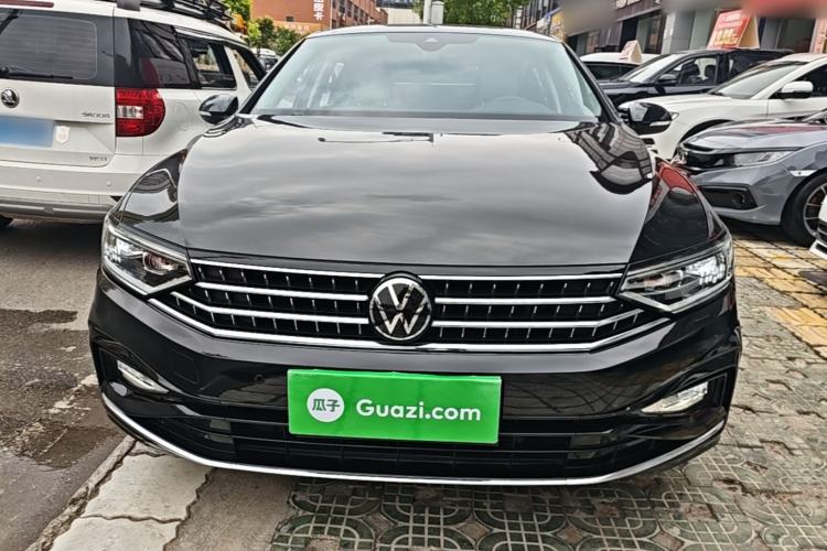 Used Volkswagen Magotan 2023 2 Million Units Commemorative Edition 330TSI DSG Luxury Version Front