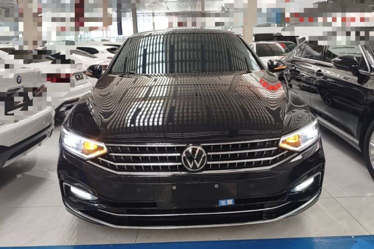 Used Volkswagen Magotan 2023 2 Million Units Commemorative Edition 330TSI DSG Luxury Version Front