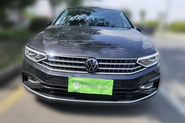 Used Volkswagen Magotan 2023 2 Million Units Commemorative Edition 330TSI DSG Luxury Version Front