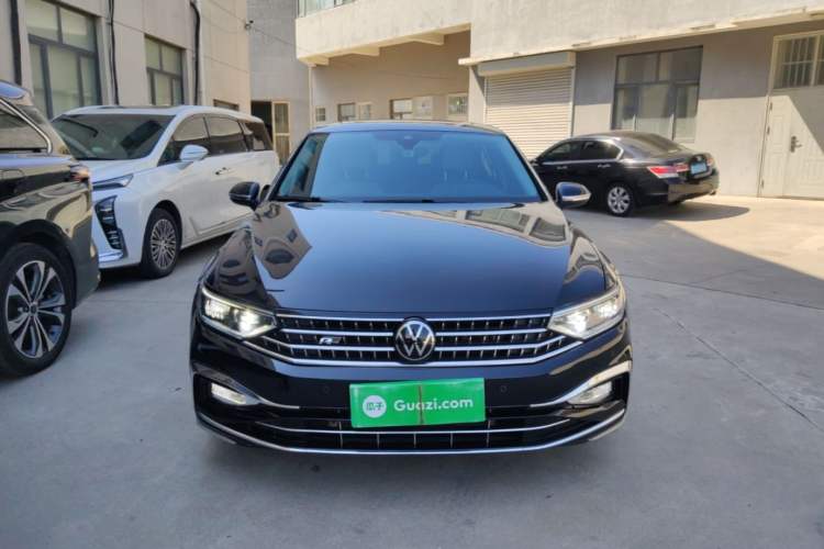 Used Volkswagen Magotan 2023 2 Million Units Commemorative Edition 330TSI DSG Luxury Version Front