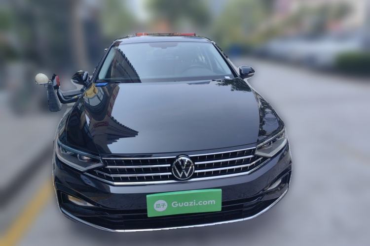 Used Volkswagen Magotan 2023 2 Million Units Limited Edition 330TSI DSG Leading Version Front