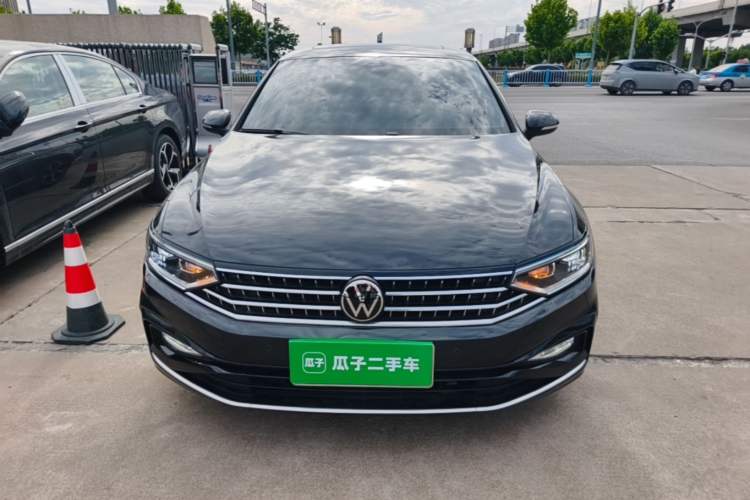 Used Volkswagen Magotan 2023 2 Million Units Limited Edition 330TSI DSG Leading Version Front