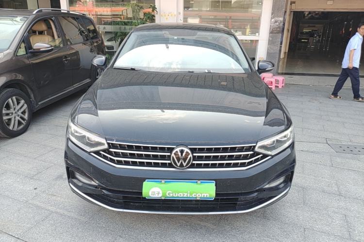 Used Volkswagen Magotan 2023 2 Million Units Limited-Edition 280TSI DSG Comfort Version Front