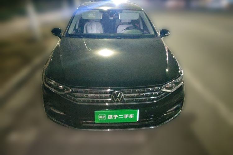 Used Volkswagen Magotan 2023 2 Million Units Commemorative Edition 330TSI DSG Luxury Version Front