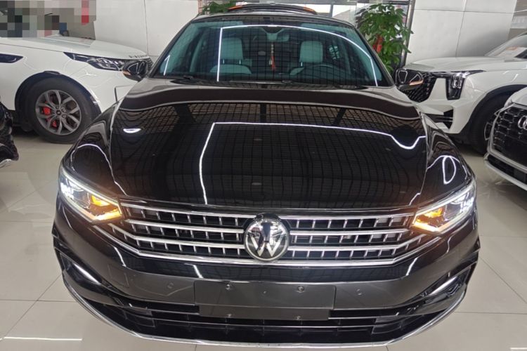 Used Volkswagen Magotan 2023 2 Million Units Commemorative Edition 330TSI DSG Luxury Version Front