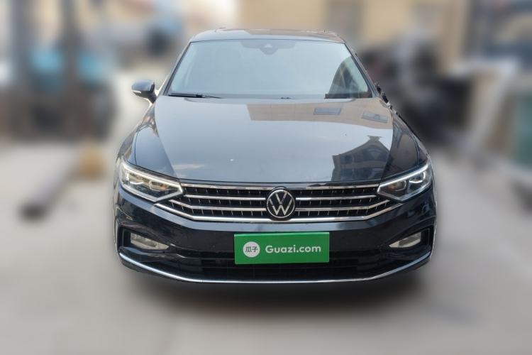 Used Volkswagen Magotan 2023 2 Million Units Commemorative Edition 330TSI DSG Luxury Version Front