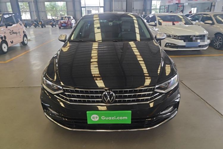 Used Volkswagen Magotan 2023 2 Million Units Limited Edition 330TSI DSG Leading Version Front