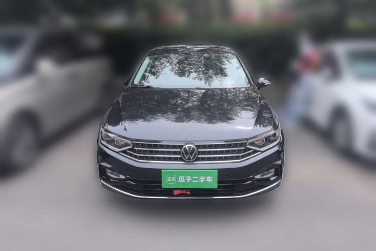 Used Volkswagen Magotan 2023 2 Million Units Limited Edition 330TSI DSG Leading Version Front