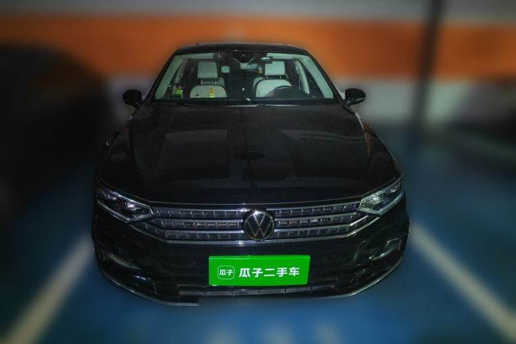 Used Volkswagen Magotan 2023 2 Million Units Commemorative Edition 330TSI DSG Luxury Version Front