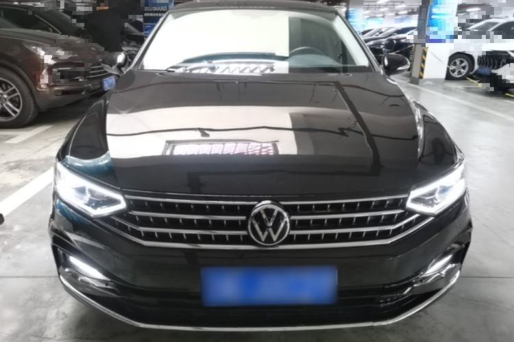 Used Volkswagen Magotan 2023 2 Million Units Limited Edition 330TSI DSG Leading Version Front