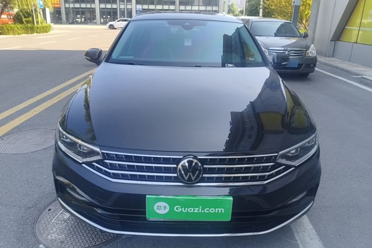 Used Volkswagen Magotan 2023 2 Million Units Commemorative Edition 330TSI DSG Luxury Version Front