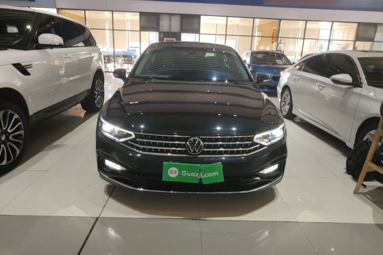 Used Volkswagen Magotan 2023 2 Million Units Commemorative Edition 330TSI DSG Luxury Version Front