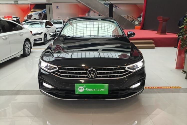 Used Volkswagen Magotan 2023 2 Million Units Commemorative Edition 330TSI DSG Luxury Version Front