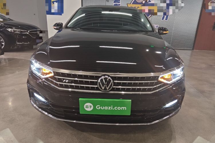 Used Volkswagen Magotan 2023 2 Million Units Limited Edition 330TSI DSG Leading Version Front
