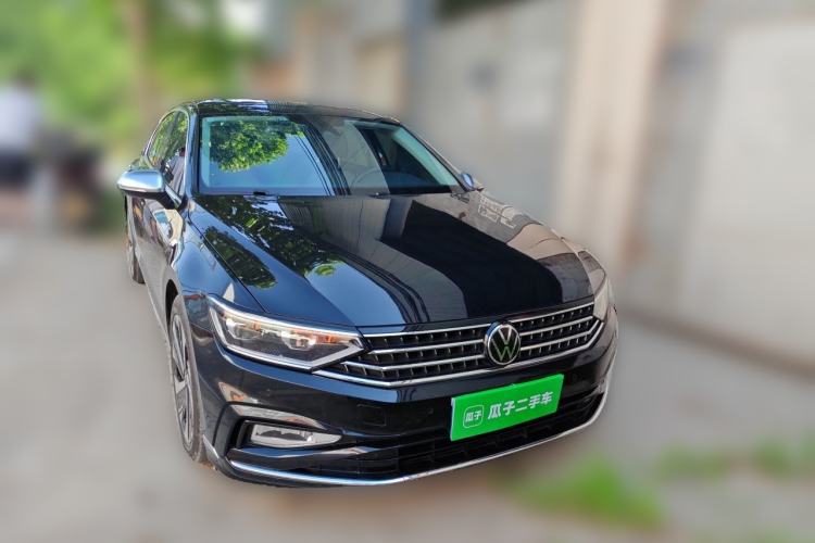 Used Volkswagen Magotan 2023 2 Million Units Limited Edition 330TSI DSG Leading Version Front