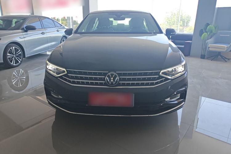Used Volkswagen Magotan 2023 2 Million Units Commemorative Edition 330TSI DSG Luxury Version Front