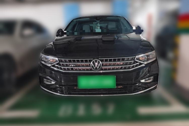 Used Volkswagen Magotan 2023 2 Million Units Commemorative Edition 330TSI DSG Luxury Version Front