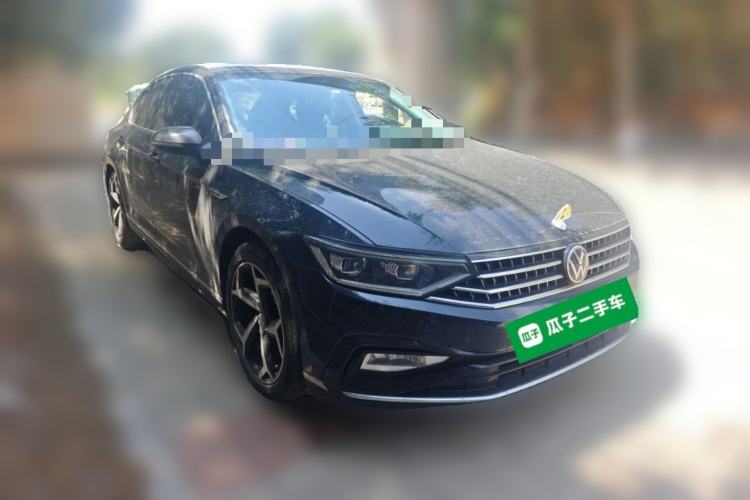 Used Volkswagen Magotan 2023 2 Million Units Commemorative Edition 330TSI DSG Luxury Version Front Right 45 Deg