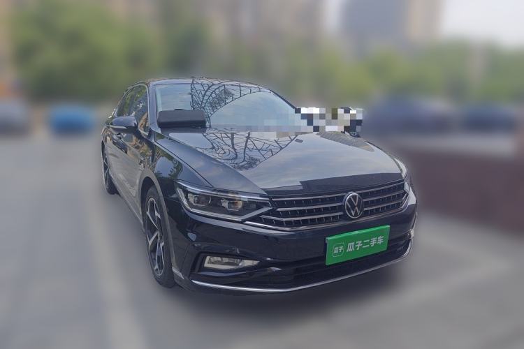 Used Volkswagen Magotan 2023 2 Million Units Commemorative Edition 330TSI DSG Luxury Version Front Right 45 Deg