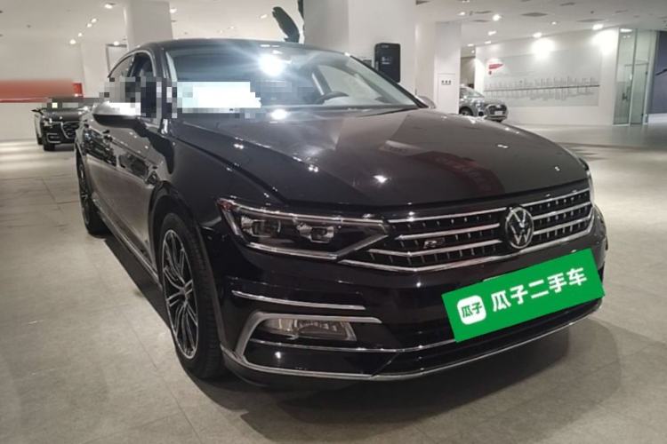 Used Volkswagen Magotan 2023 2 Million Units Commemorative Edition 330TSI DSG Luxury Version Front Right 45 Deg